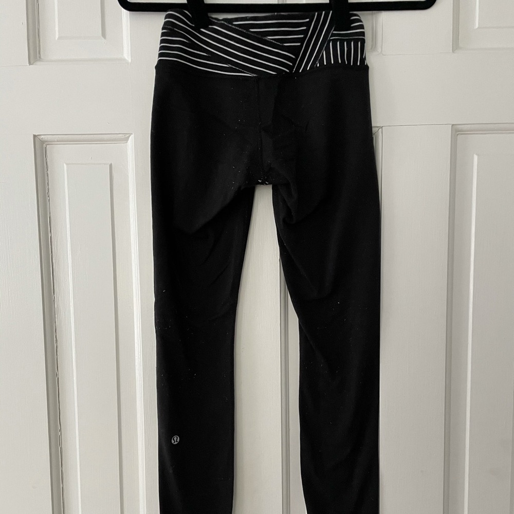 Lululemon striped waistband leggings size XS